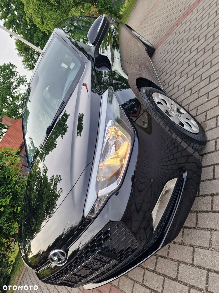 Hyundai i20 blue 1.2 Classic - 6