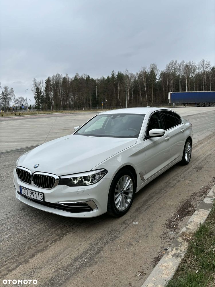BMW Seria 5 518d Luxury Line - 14