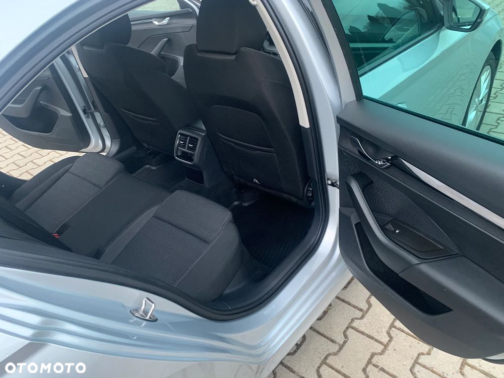Skoda Octavia 1.5 TSI ACT Ambition - 17