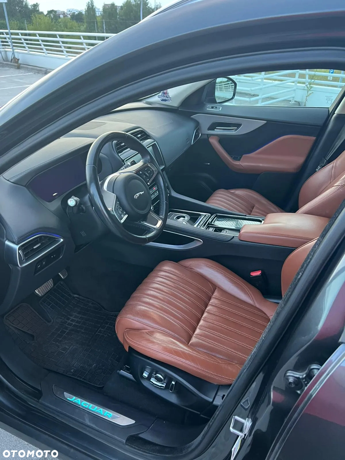 Jaguar F-Pace 2.0 i4P AWD Portfolio - 11