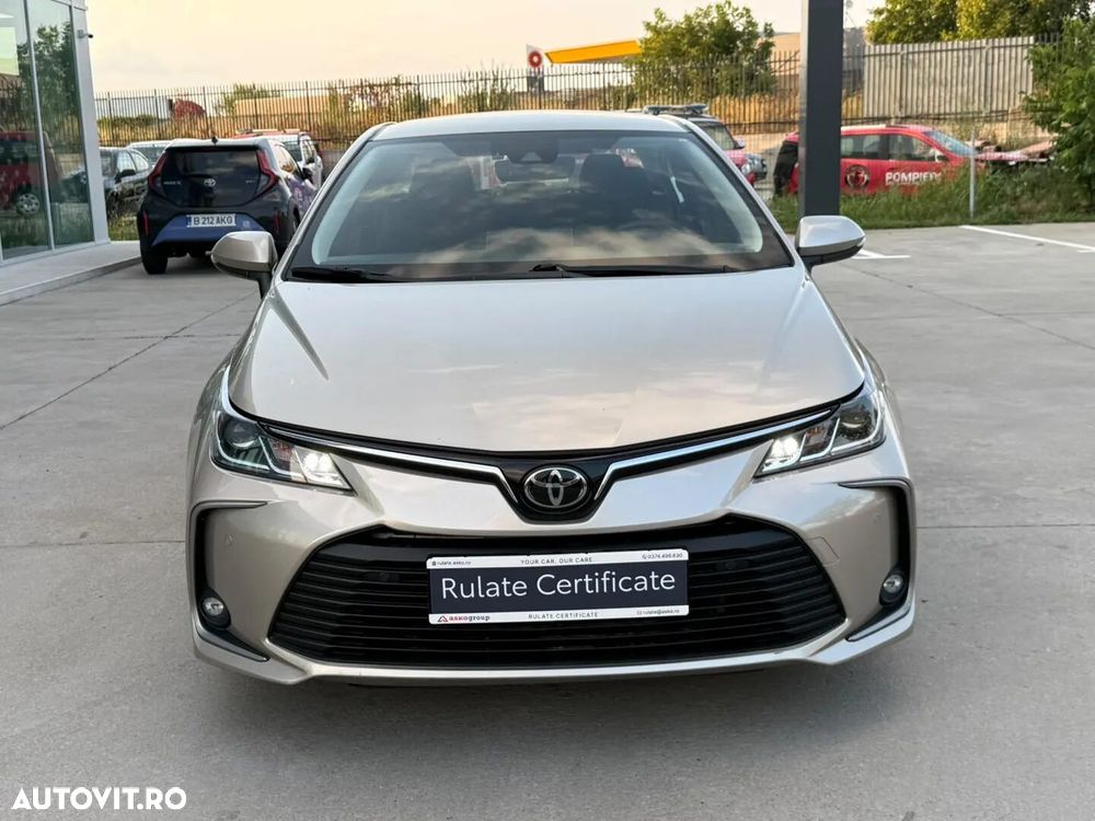 Toyota Corolla - 4