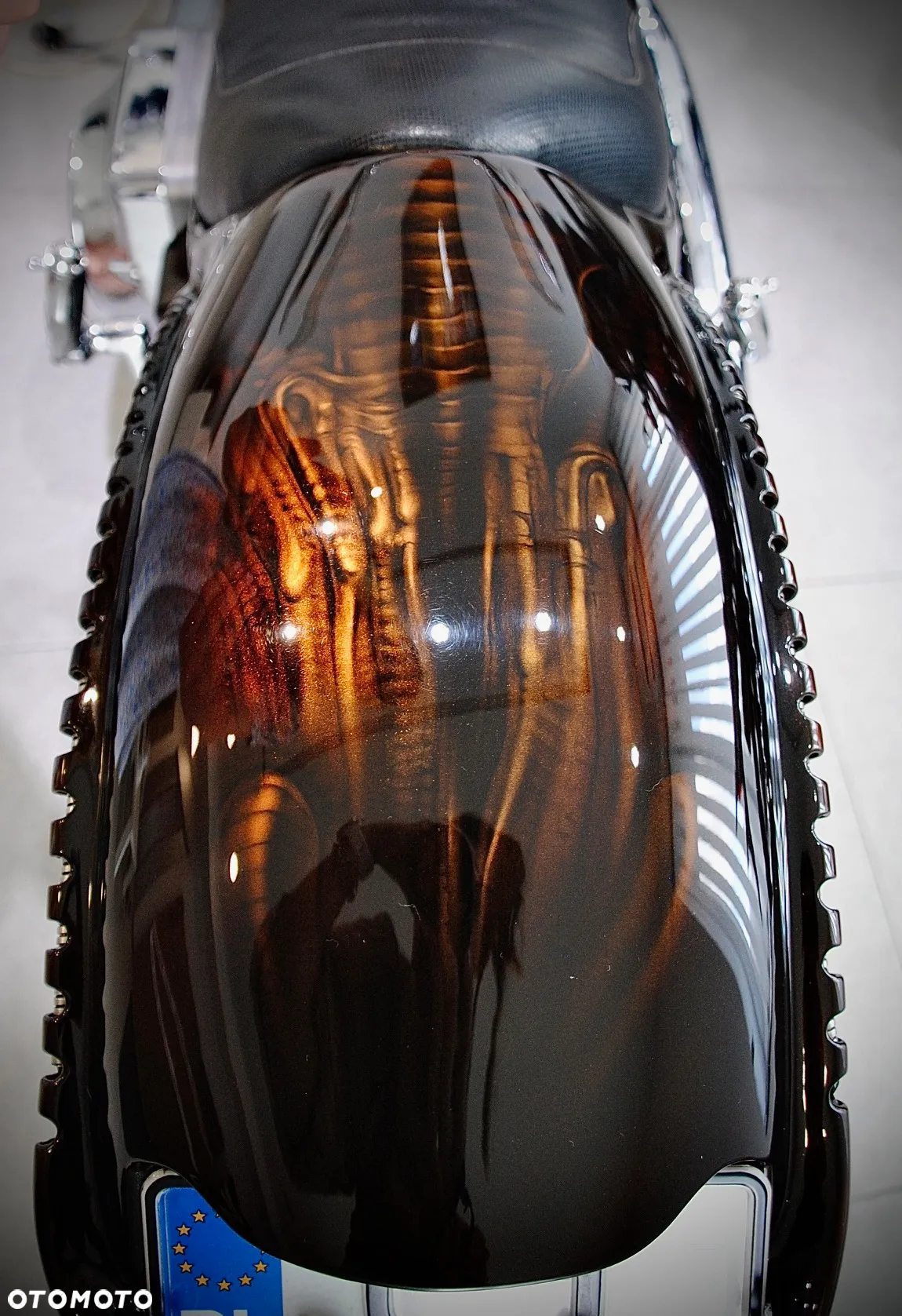 Harley-Davidson Softail Custom - 12