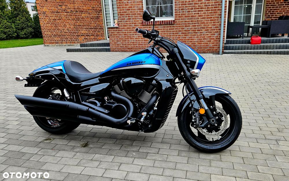 Suzuki Boulevard - 1