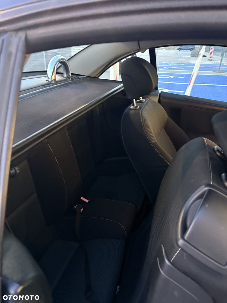 Peugeot 207 CC - 8