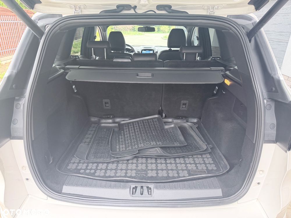 Ford Kuga 2.0 TDCi AWD ST-Line - 18
