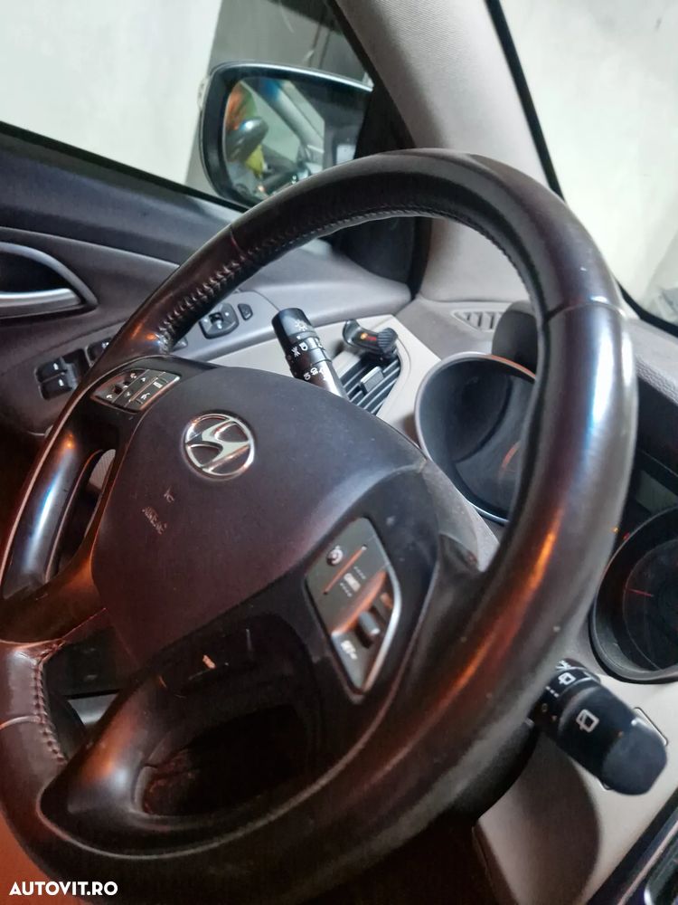 Hyundai ix35 - 14