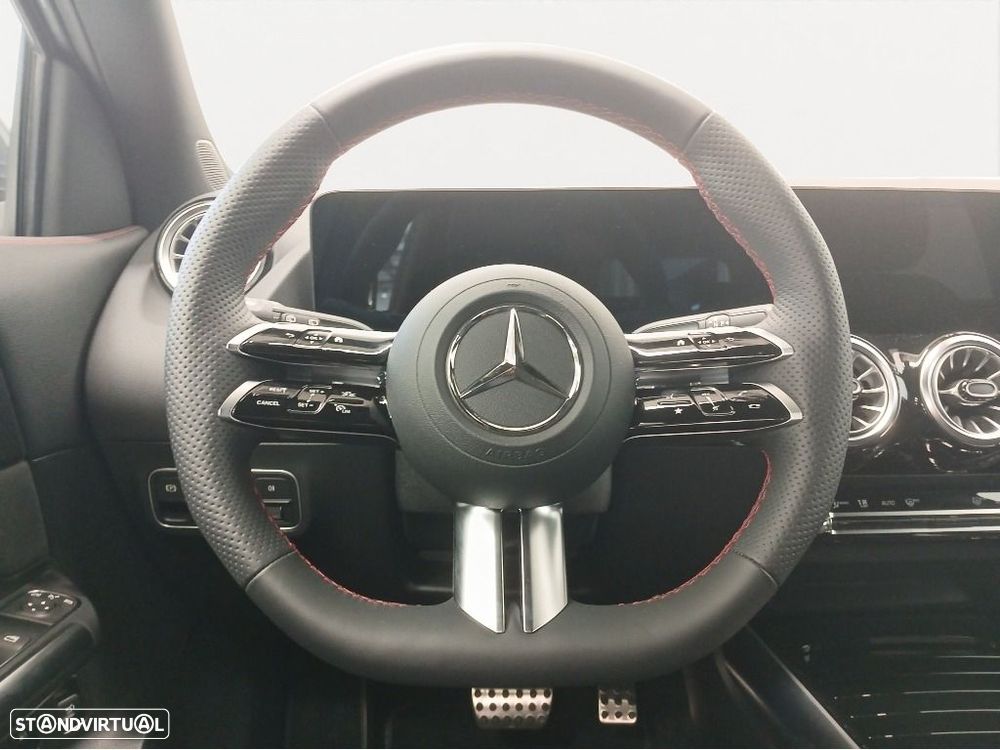 Mercedes-Benz GLA 250 e AMG Line - 10