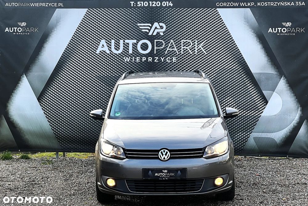 Volkswagen Touran - 1