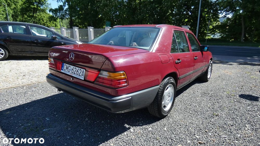 Mercedes-Benz W124 (1984-1993) - 8
