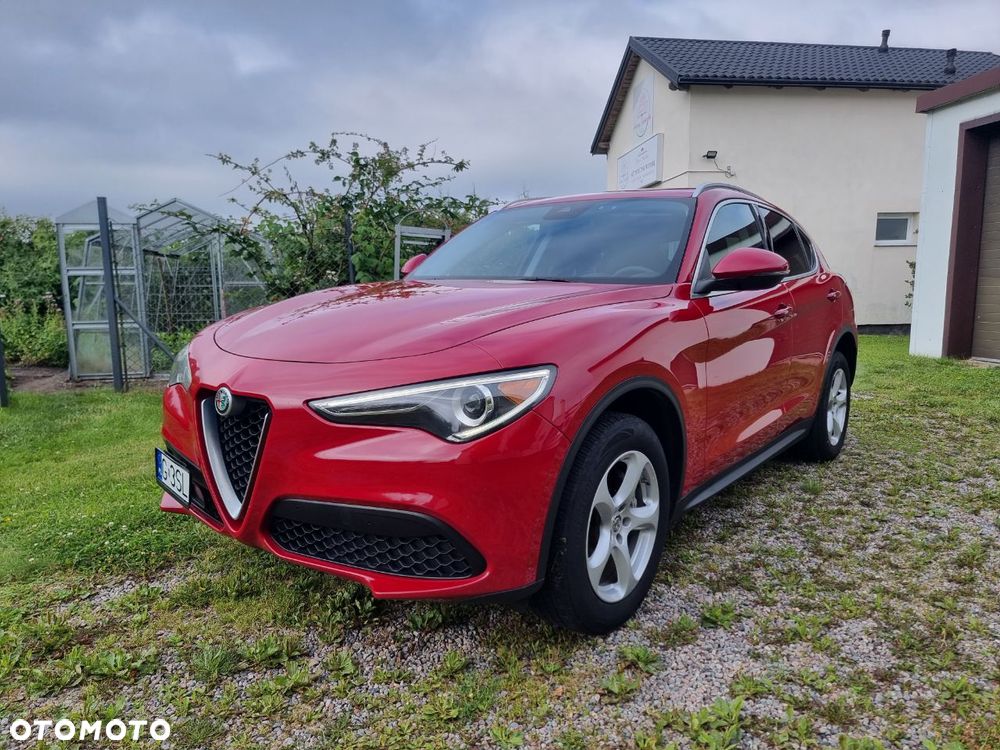 Alfa Romeo Stelvio 2.0 Turbo 16V AT8-Q4 Veloce Ti - 3