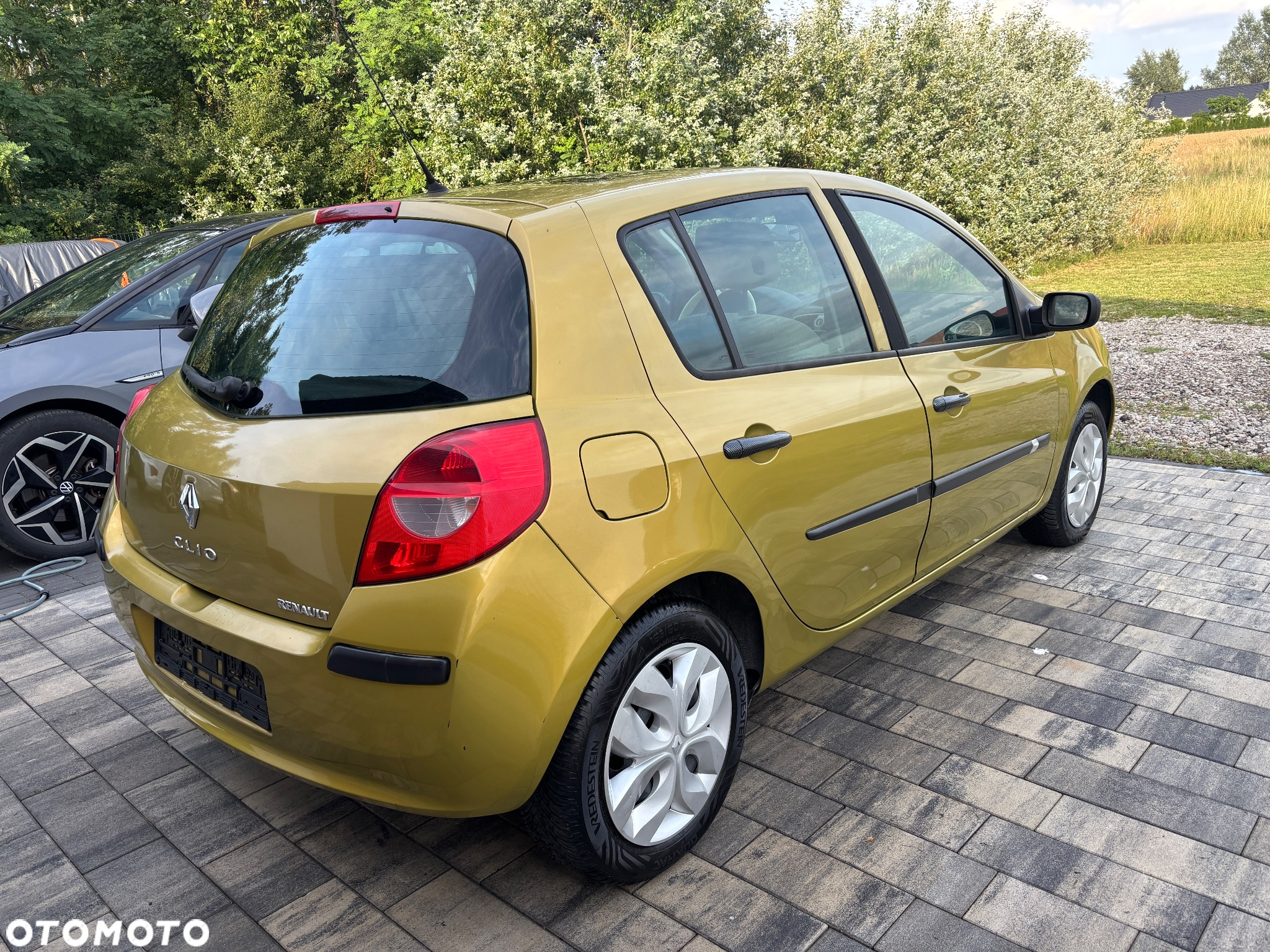 Renault Clio 1.6 16V Privilege - 7