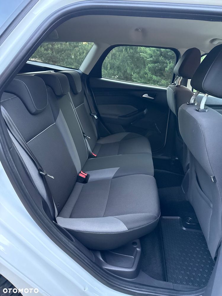 Ford Focus 1.6 TDCi Edition - 16