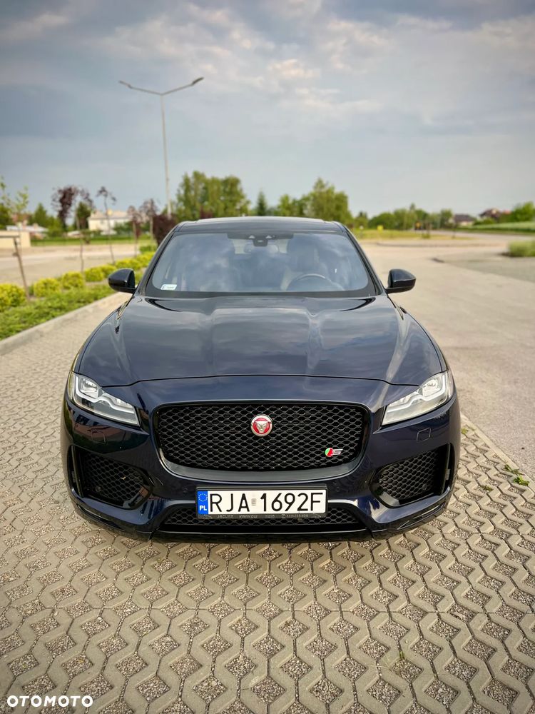 Jaguar F-Pace 3.0 V6 AWD S - 4