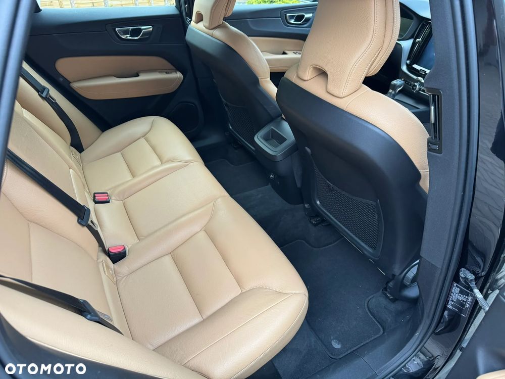 Volvo XC 60 D4 Geartronic Summum - 22