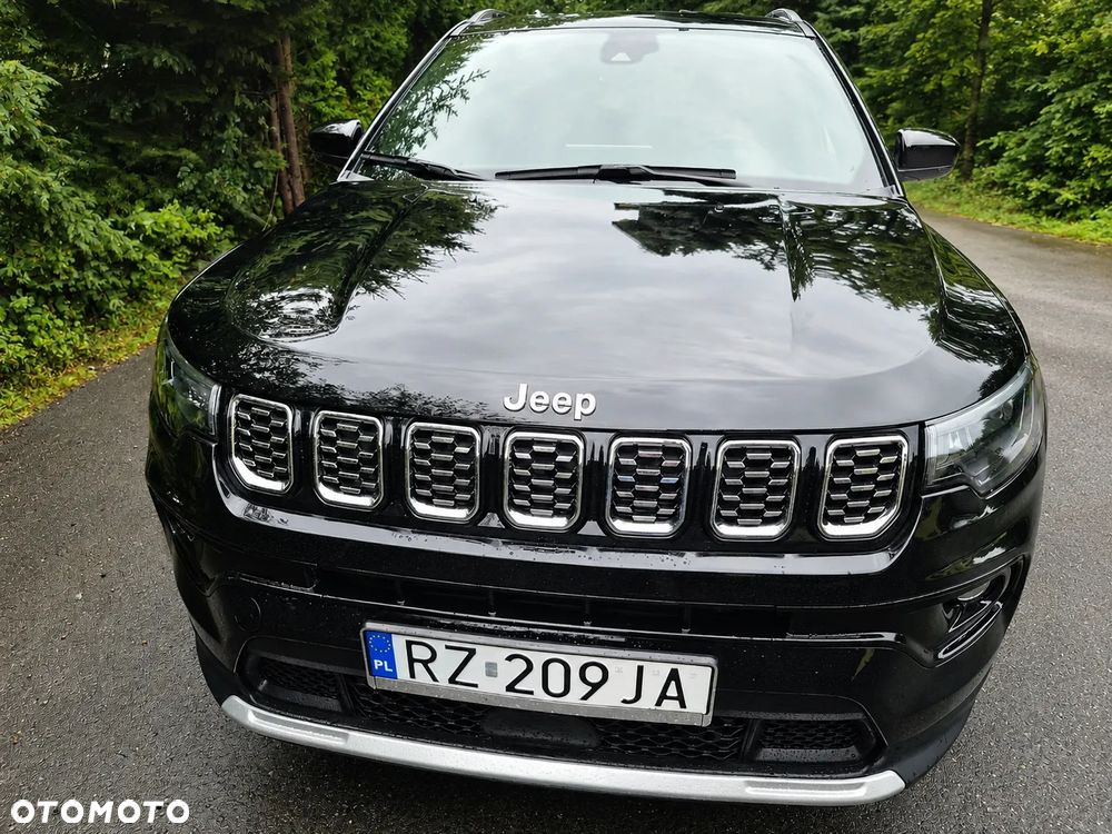 Jeep Compass - 14