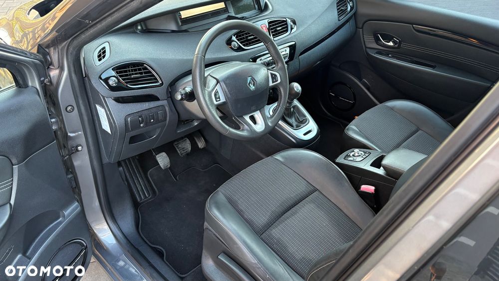 Renault Grand Scenic TCe 130 Bose Edition - 10