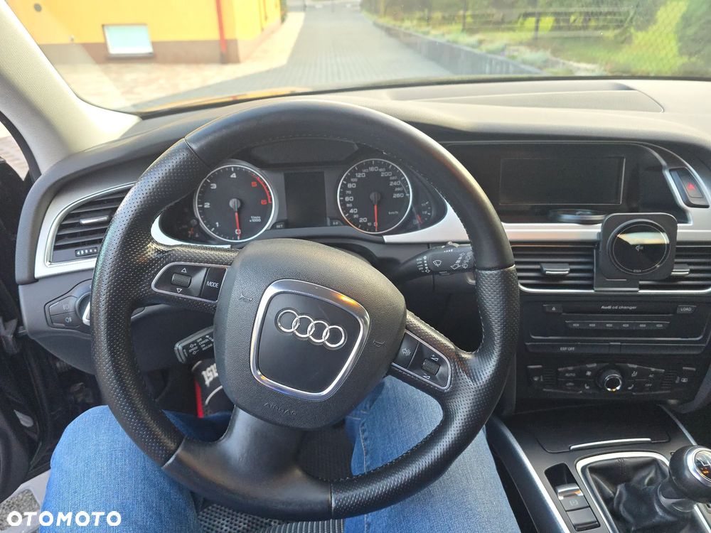 Audi A4 Avant - 15