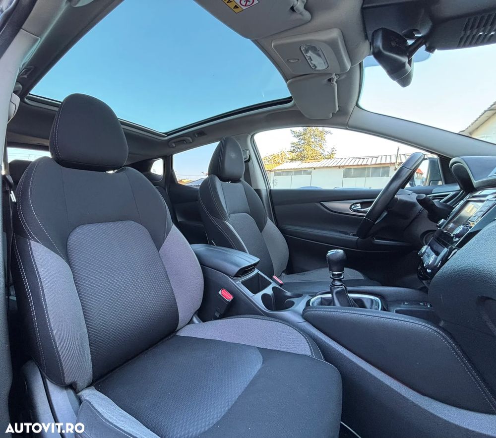 Nissan Qashqai 1.3 DIG-T N-CONNECTA - 28