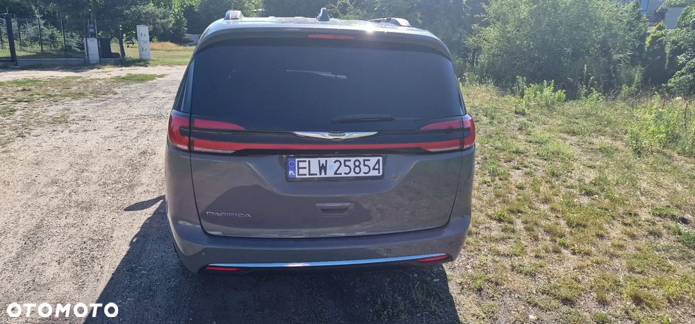 Chrysler Pacifica - 14