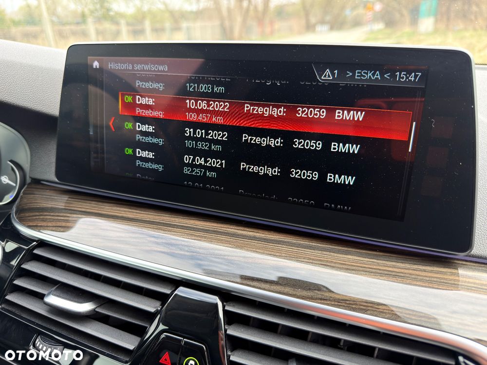 BMW Seria 5 530d xDrive Luxury Line - 34