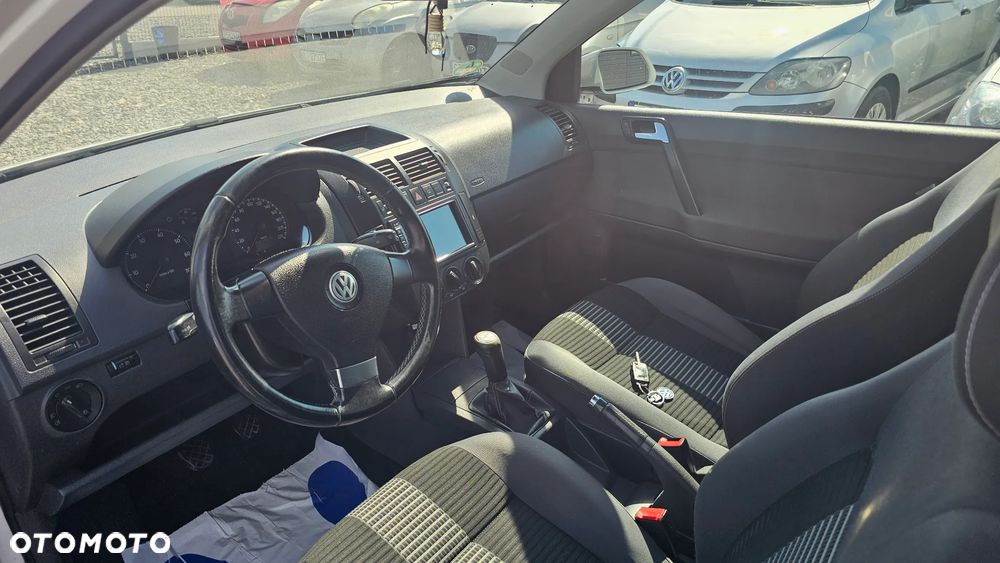 Volkswagen Polo 1.2 12V Highline - 12