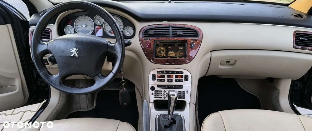 Peugeot 607 - 24