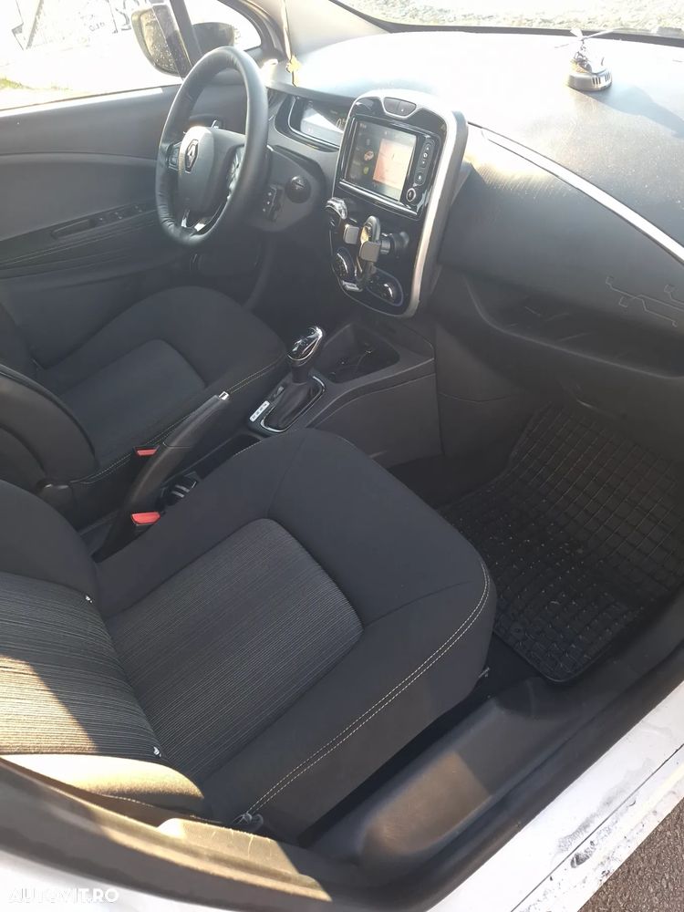 Renault ZOE - 9