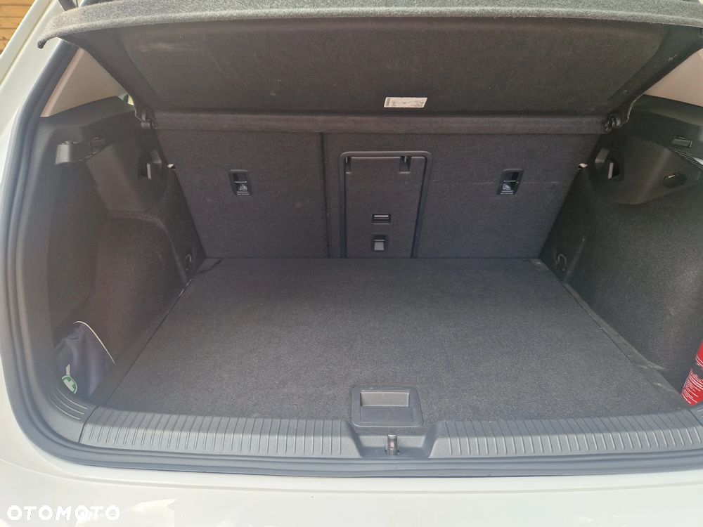 Volkswagen Golf 1.5 TSI EVO Life - 35