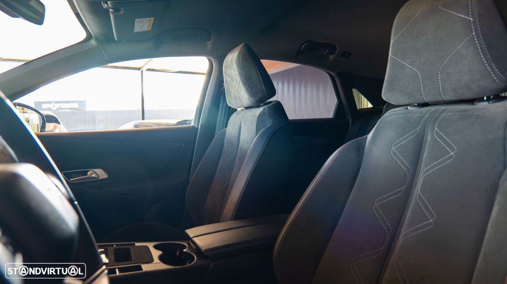 DS DS7 Crossback E-Tense Performance Line EAT8 - 23
