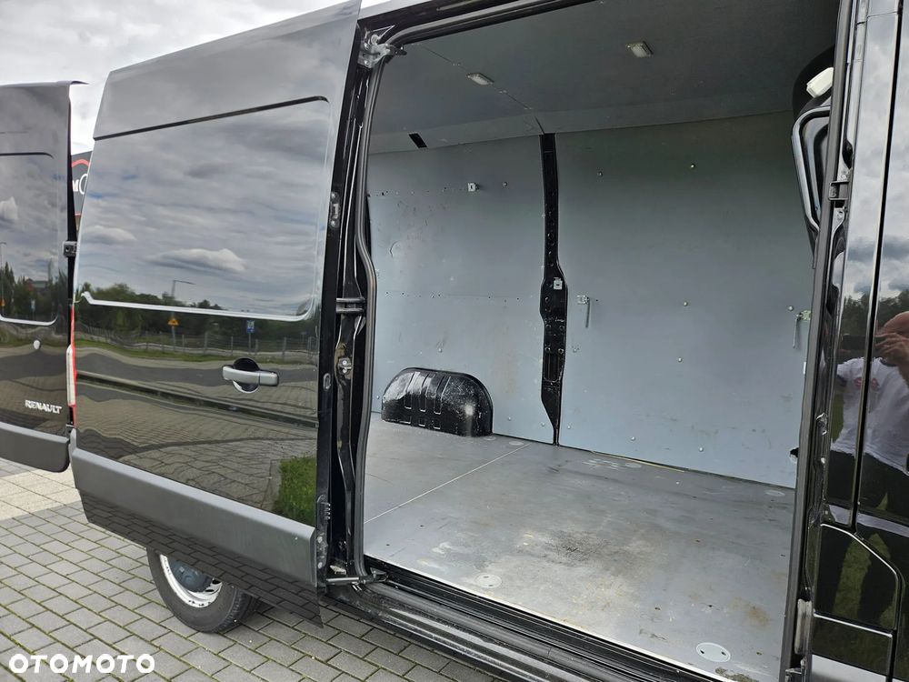 Renault Master L2H2 2.3dCi 136KM - 30