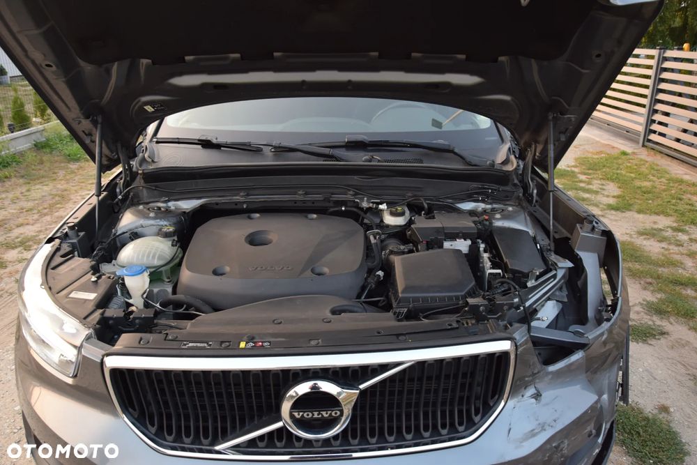 Volvo XC 40 T4 Geartronic Momentum - 19