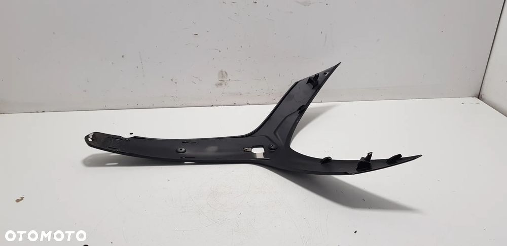 Piaggio MP3 125 Yourban Nosek Krawat Przedni Przód - 3