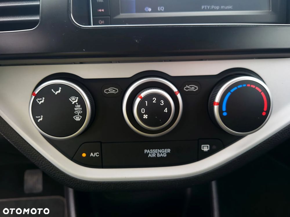 Kia Picanto 1.0 Dream Team Edition - 10