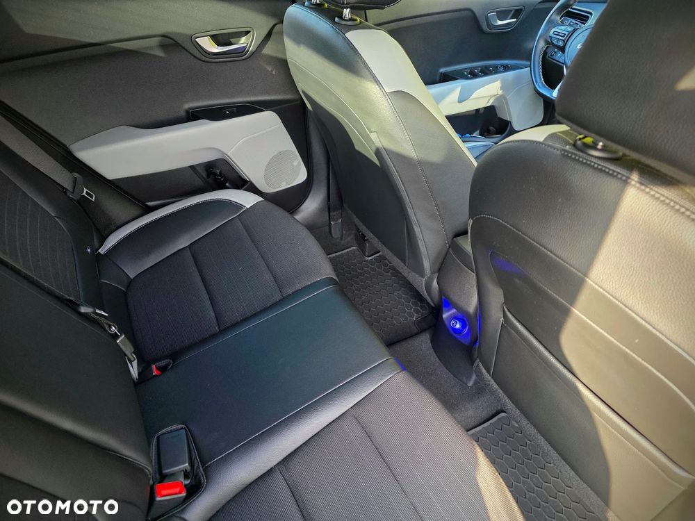 Kia Stonic 1.0 T-GDI L - 35