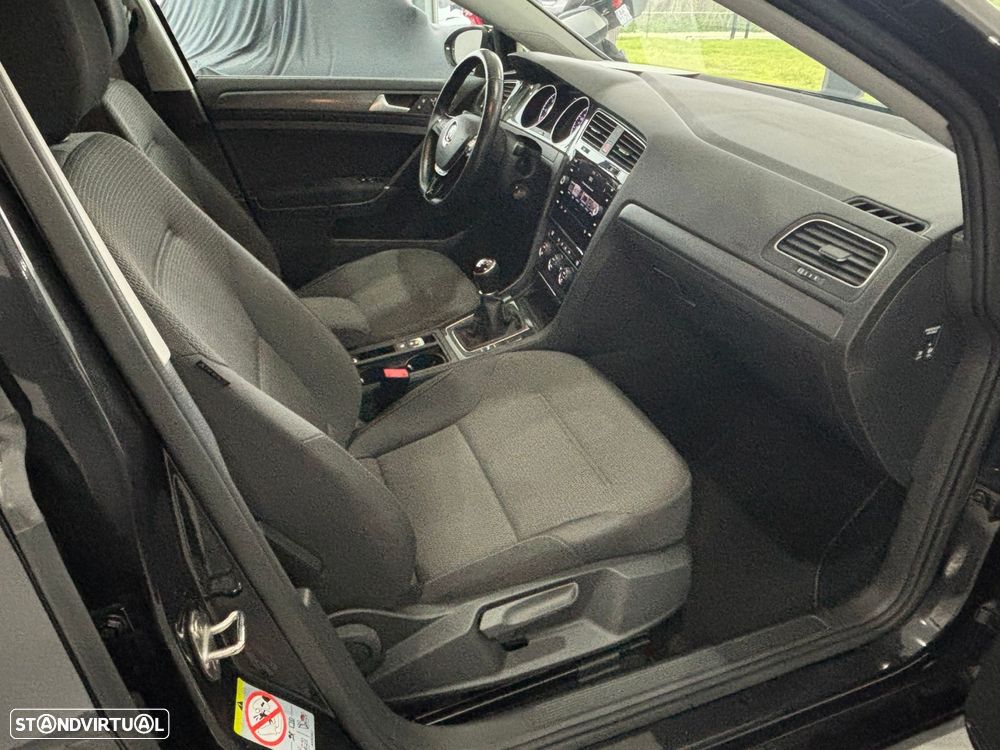 VW Golf 1.6 TDI Stream - 12