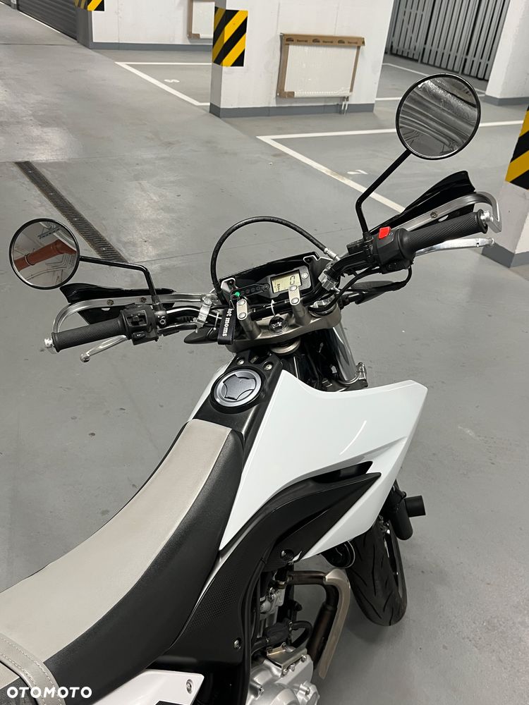 Yamaha WR - 7