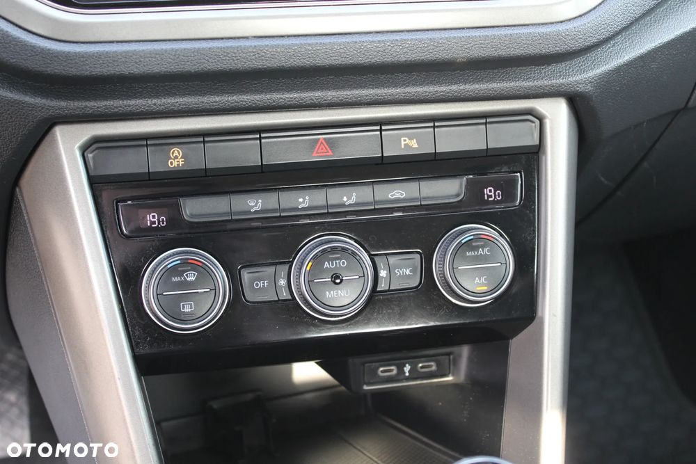 Volkswagen T-Roc 1.0 TSI OPF Style - 26