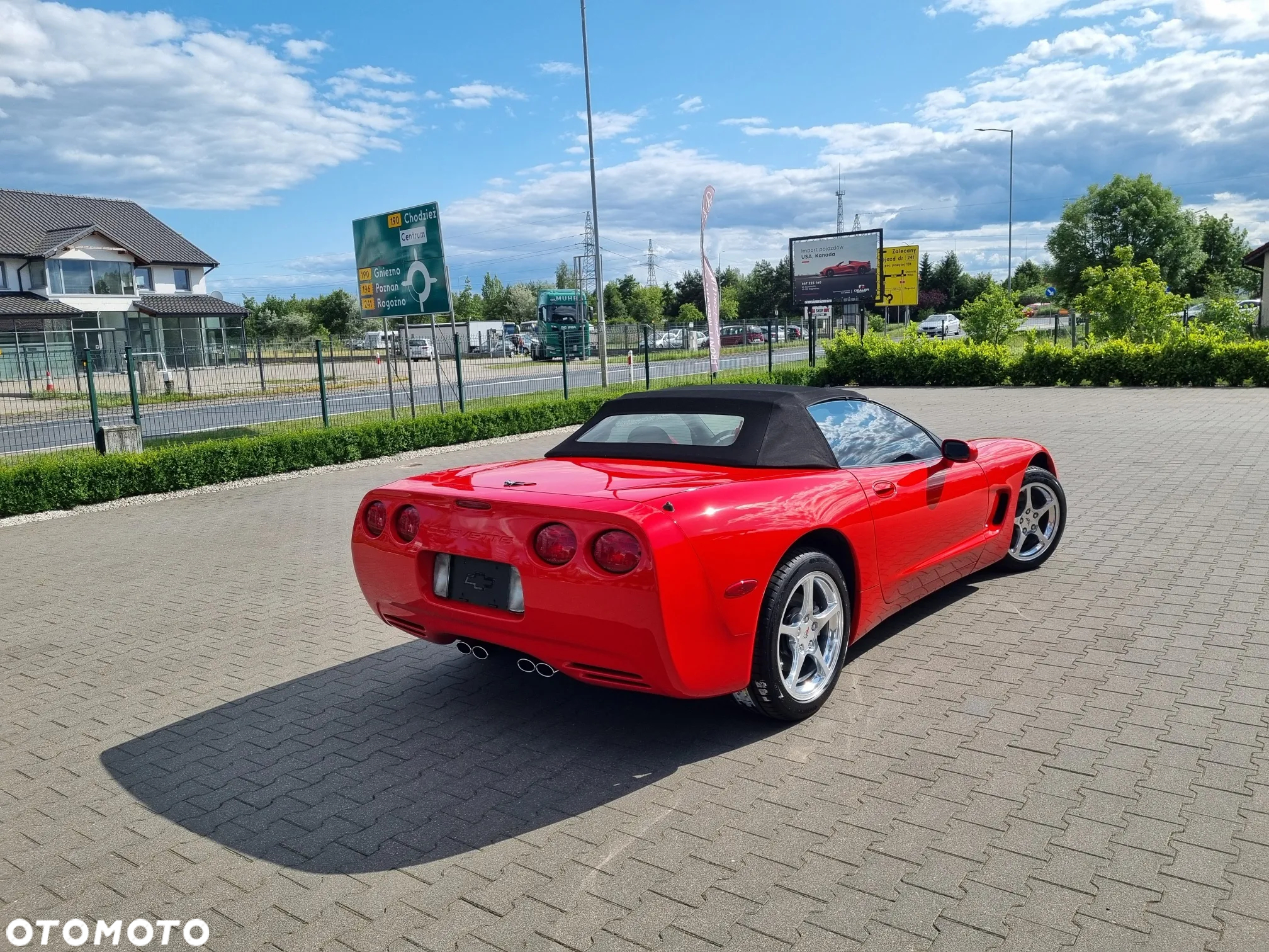 Chevrolet Corvette - 2