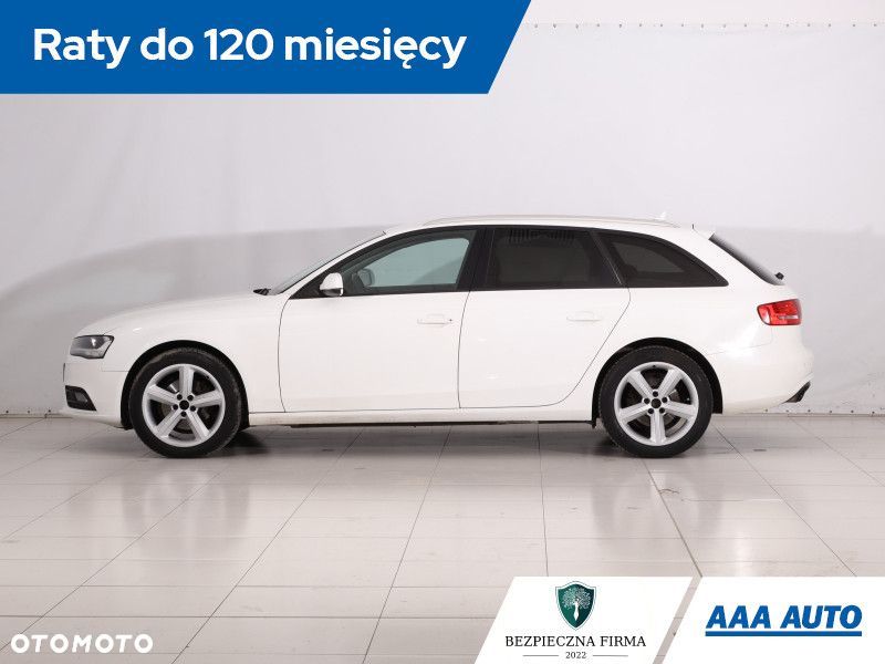 Audi A4 Avant - 4