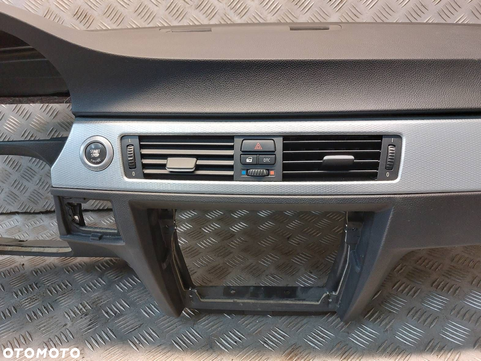 KOKPIT DESKA ROZDZIELCZA BMW E90 320 2006R - 10