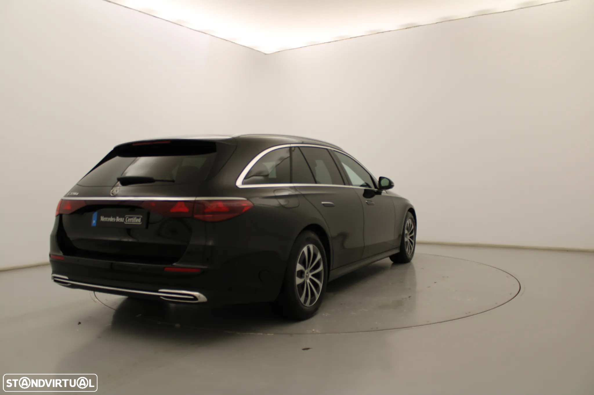 Mercedes-Benz E 220 d - 7
