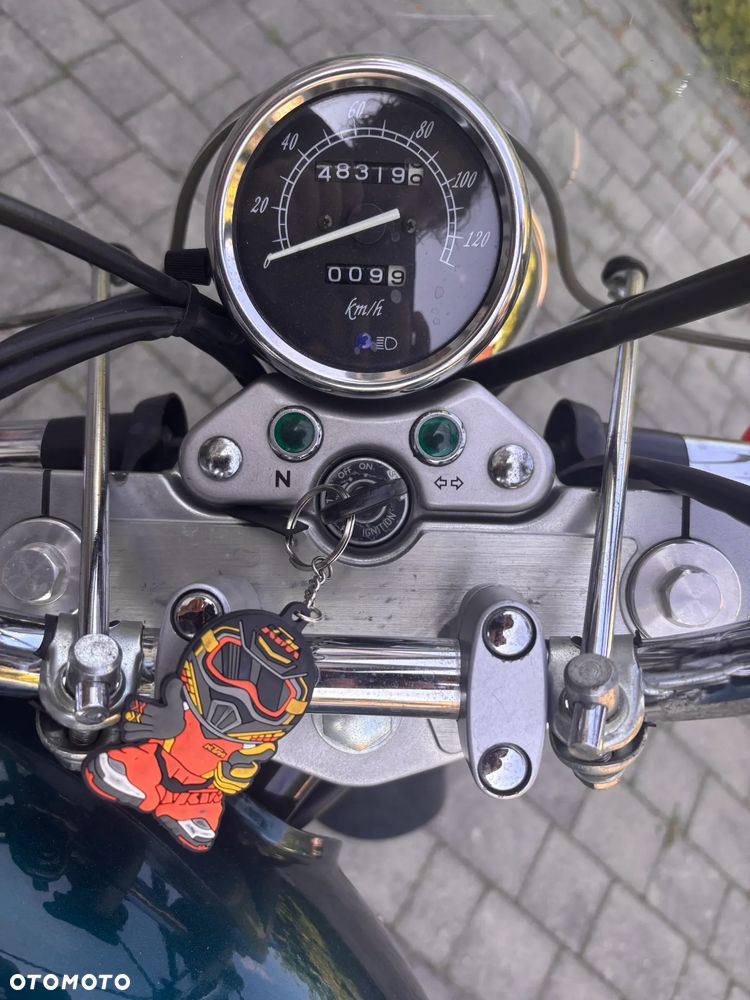 Suzuki Marauder - 5