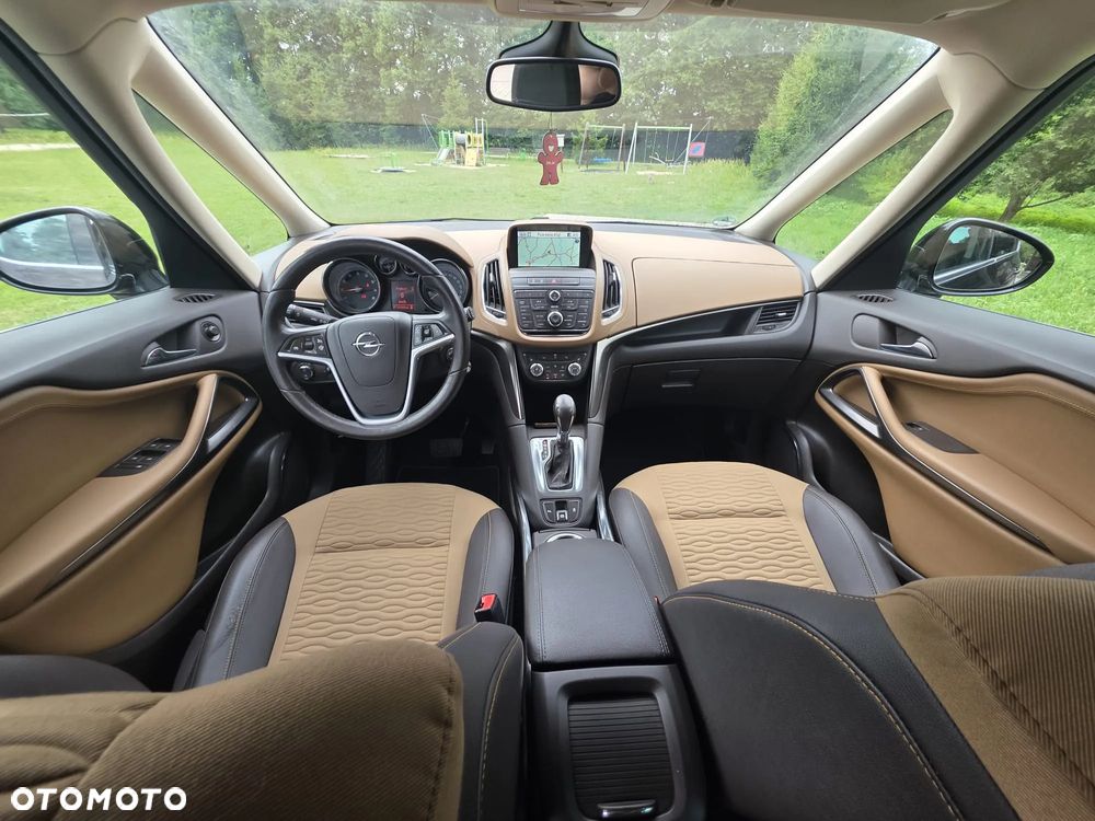 Opel Zafira 1.4 T Cosmo - 9