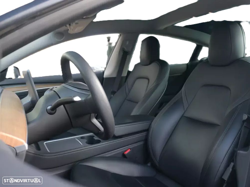 Tesla Model 3 Standard Range Plus RWD - 2