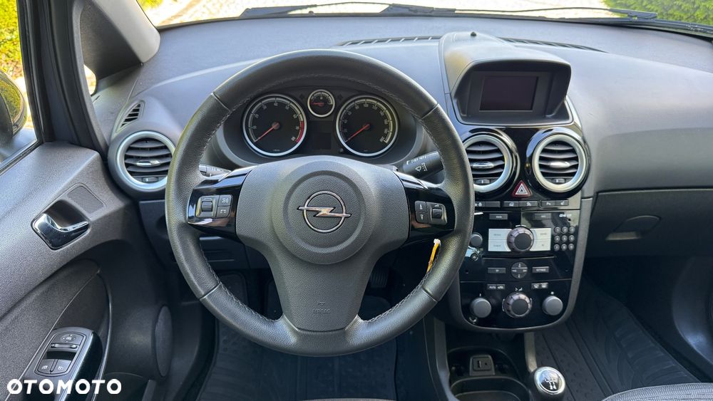 Opel Corsa - 25