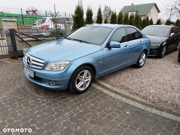 Mercedes-Benz Klasa C 180 CGI Automatik BlueEFFICIENCY Avantgarde