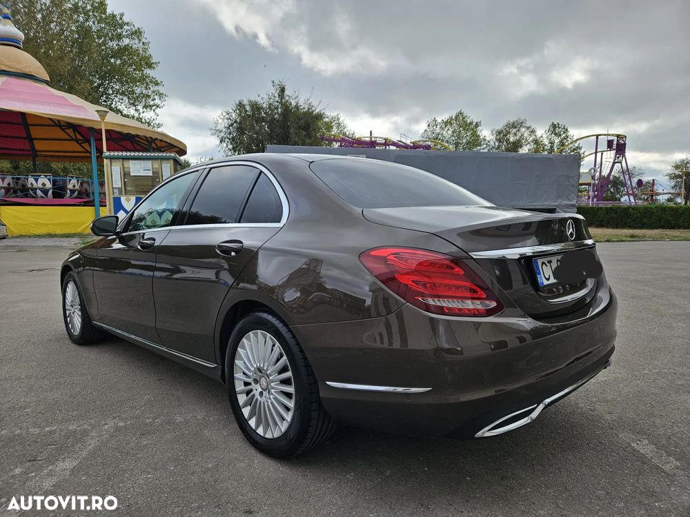 Mercedes-Benz C 220 CDI DPF (BlueEFFICIENCY) 7G-TRONIC Elegance - 3