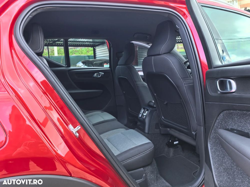 Volvo XC 40 T4 Recharge DKG Inscription Expression - 13