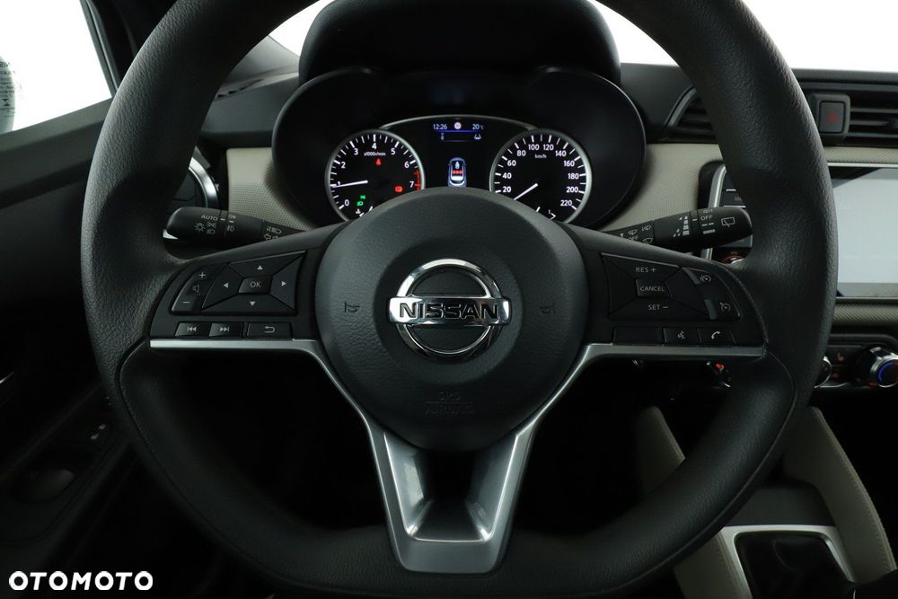 Nissan Micra - 10