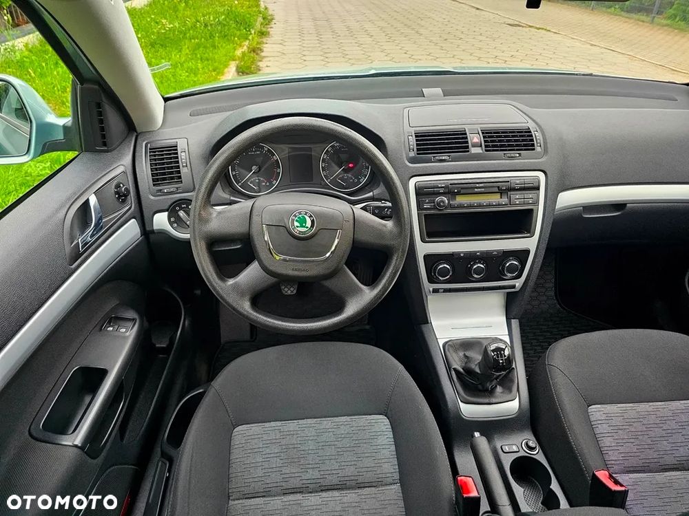 Skoda Octavia 1.6 Selection - 25